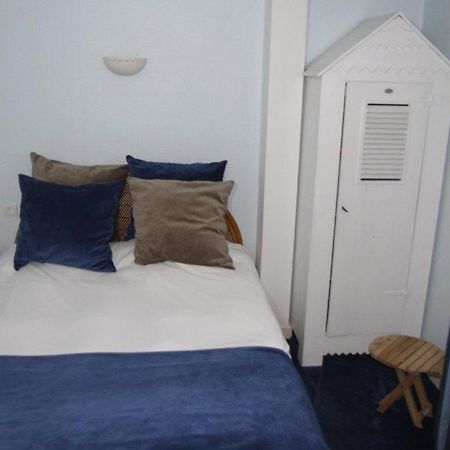 Hotel Le Suroit Perros-Guirec Exterior foto